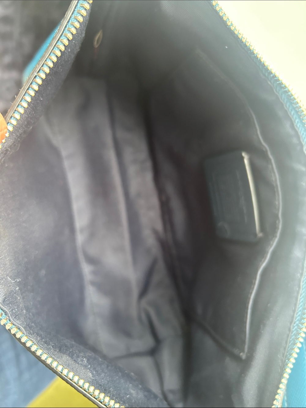 Coach Teal Pebbled Leather Shoulder Bag with Silver Hardware - Picture 9 of 12